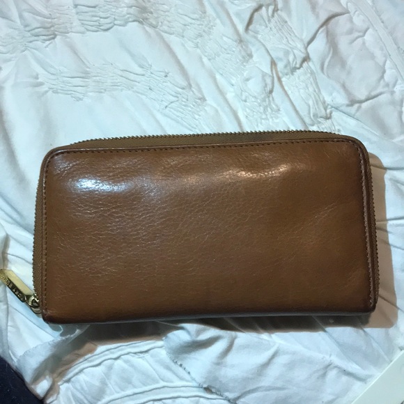 Tory Burch wallet - Picture 3 of 3
